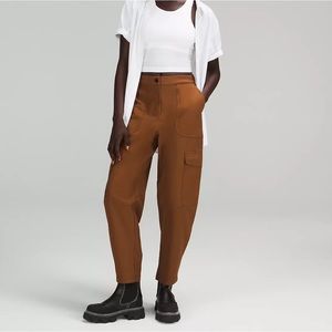 Lululemon Light Utilitech Cargo Pocket High-Rise Pant